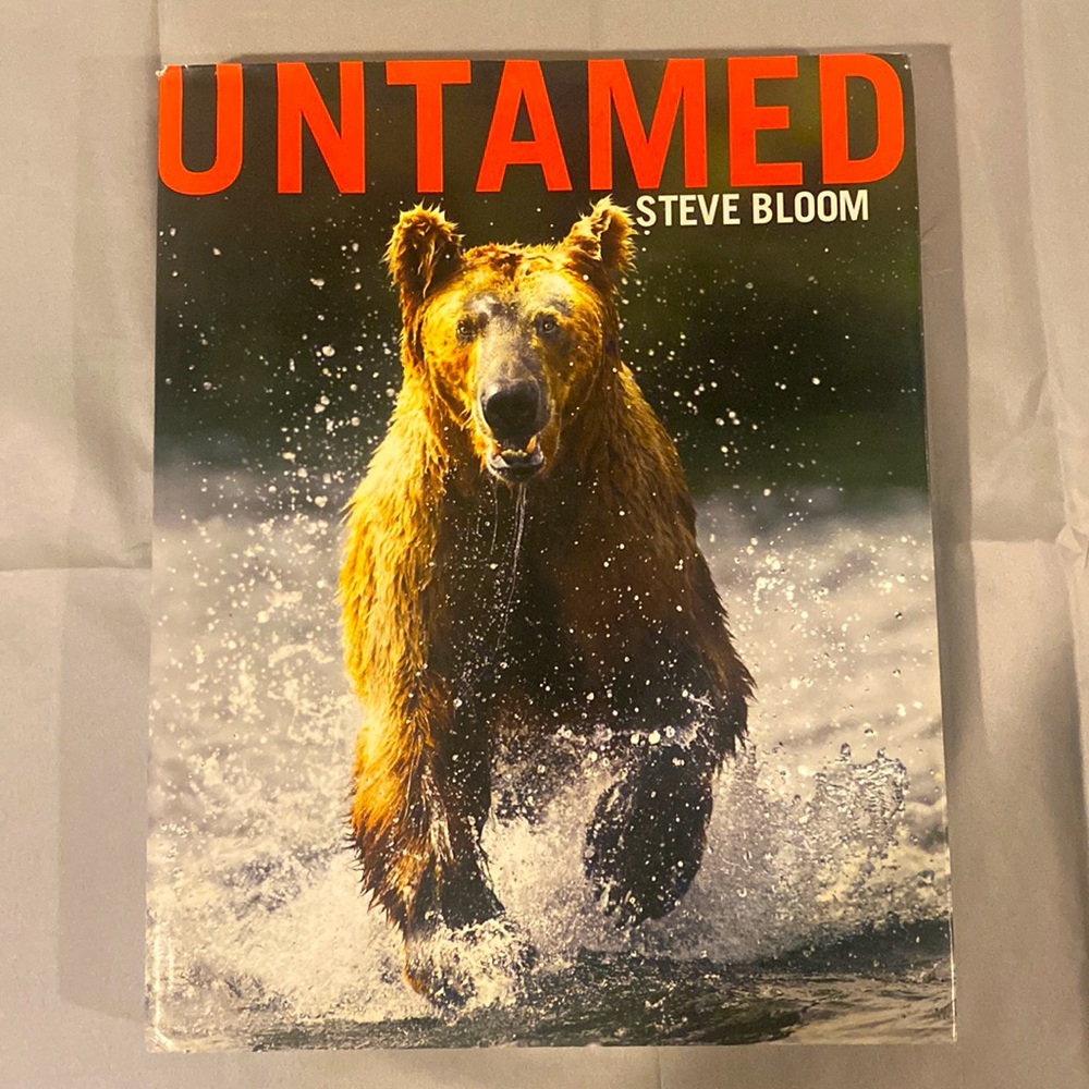 Coffee table book 🐒 UNTAMED